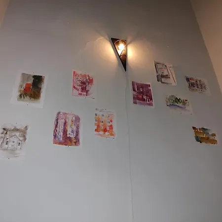 Dans L'atelier Unidade Porta Nova Albergue