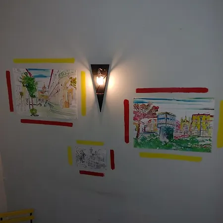 Dans L'atelier Unidade Porta Nova Albergue