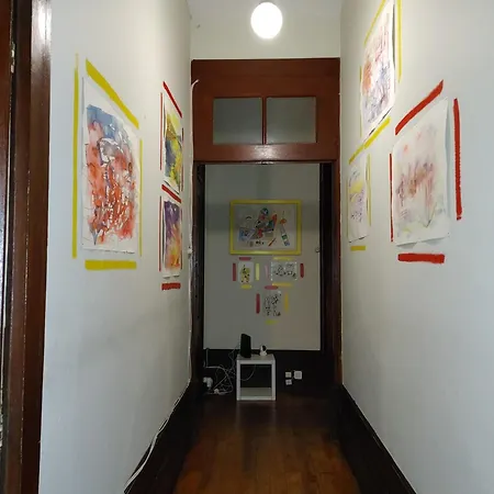 Hostal Dans L'atelier Unidade Porta Nova *