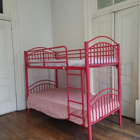 Dans L'atelier Unidade Porta Nova ホステル