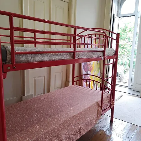 Dans L'atelier Unidade Porta Nova Брага