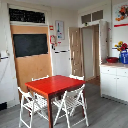 Dans L'atelier Unidade Porta Nova Hostal