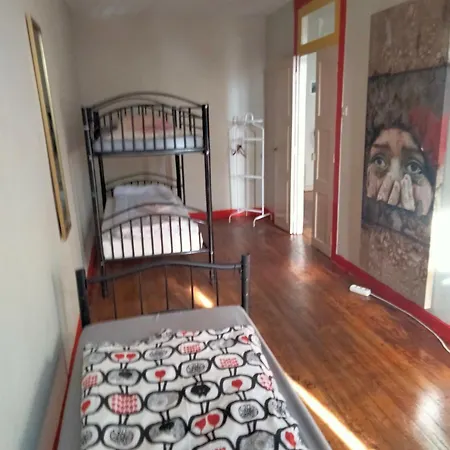 Dans L'atelier Unidade Porta Nova * Брага